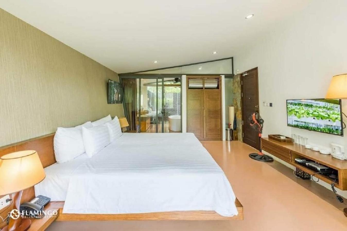 Villa Owner Tai Khu Nghi Duong Sinh Thai Dai Lai Resort Ngoc Quang ภายนอก รูปภาพ
